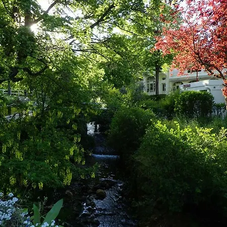 Hébergement de vacances La Roche Pérégrine Châtel-Guyon